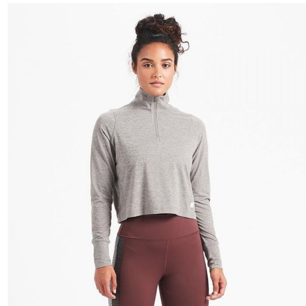 Vuori - half zip pullover (NWT) heather grey
